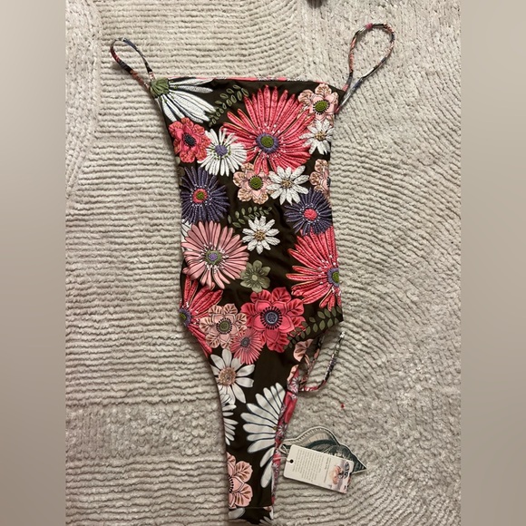 AGUA BENDITA KALI ONE-PIECE SWIMSUIT - Picture 9 of 10